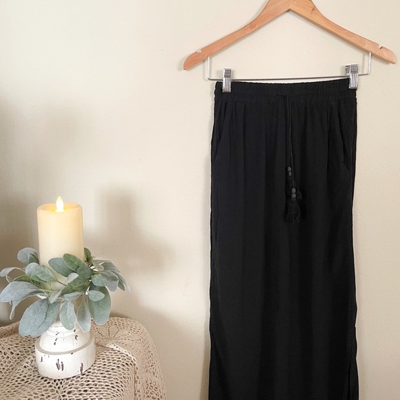 H&M Black Maxi Skirt with Adjustable Waist Belt - Picture 3 of 7